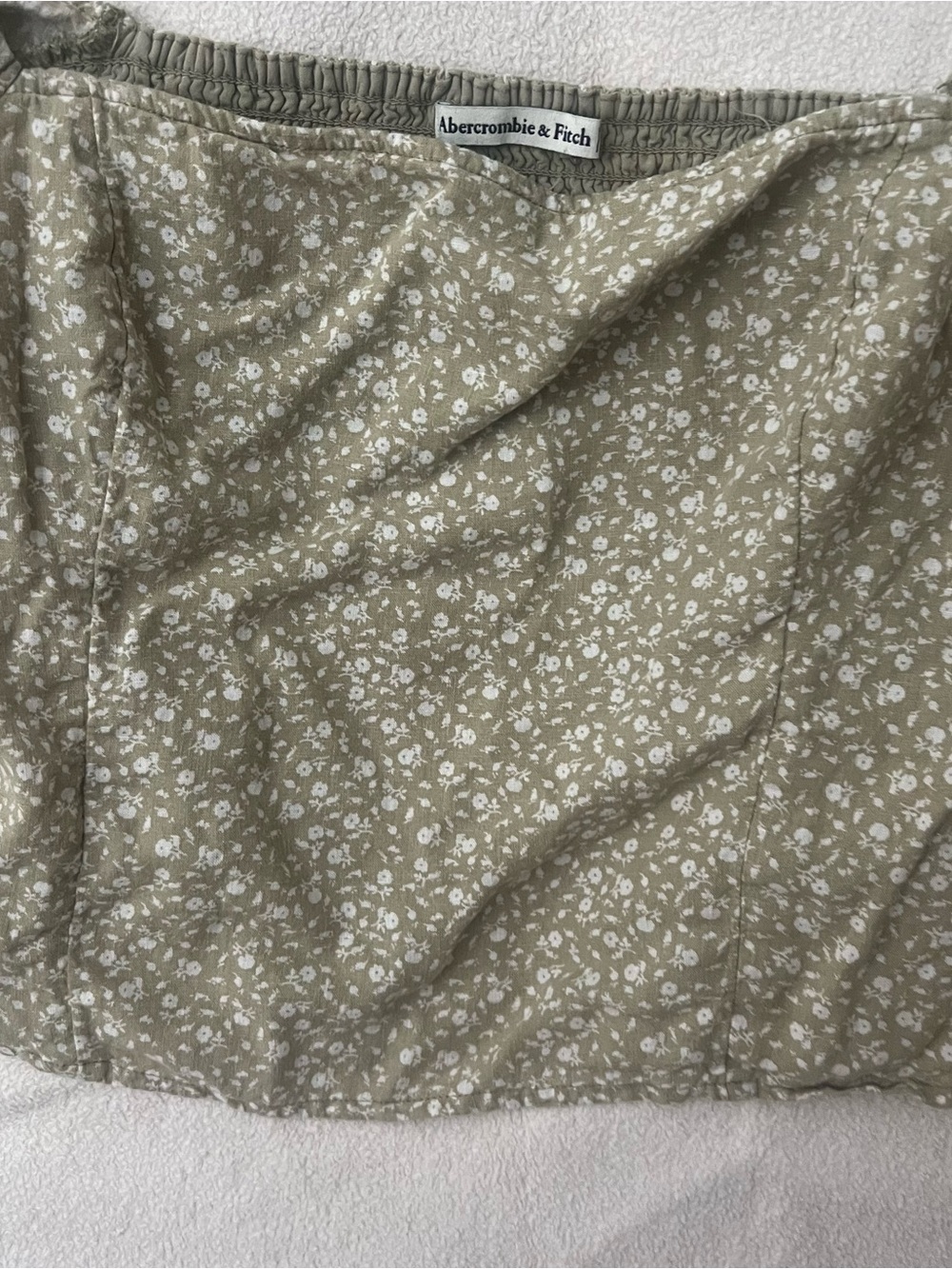 Abercrombie & Fitch Olive Green Floral Puff Sleeve Crop Top - Picture 3 of 9
